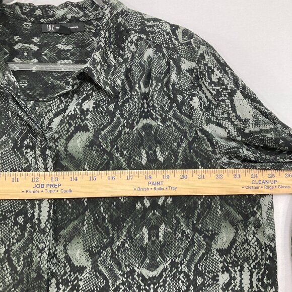 INC International Concepts size XL Black Gray Reptile Print Soft Flowy Button Up - Picture 5 of 9